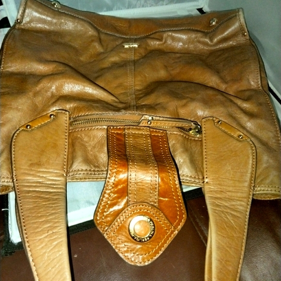 Cute rustic tan leather tote purse by Perlina - Picture 8 of 12